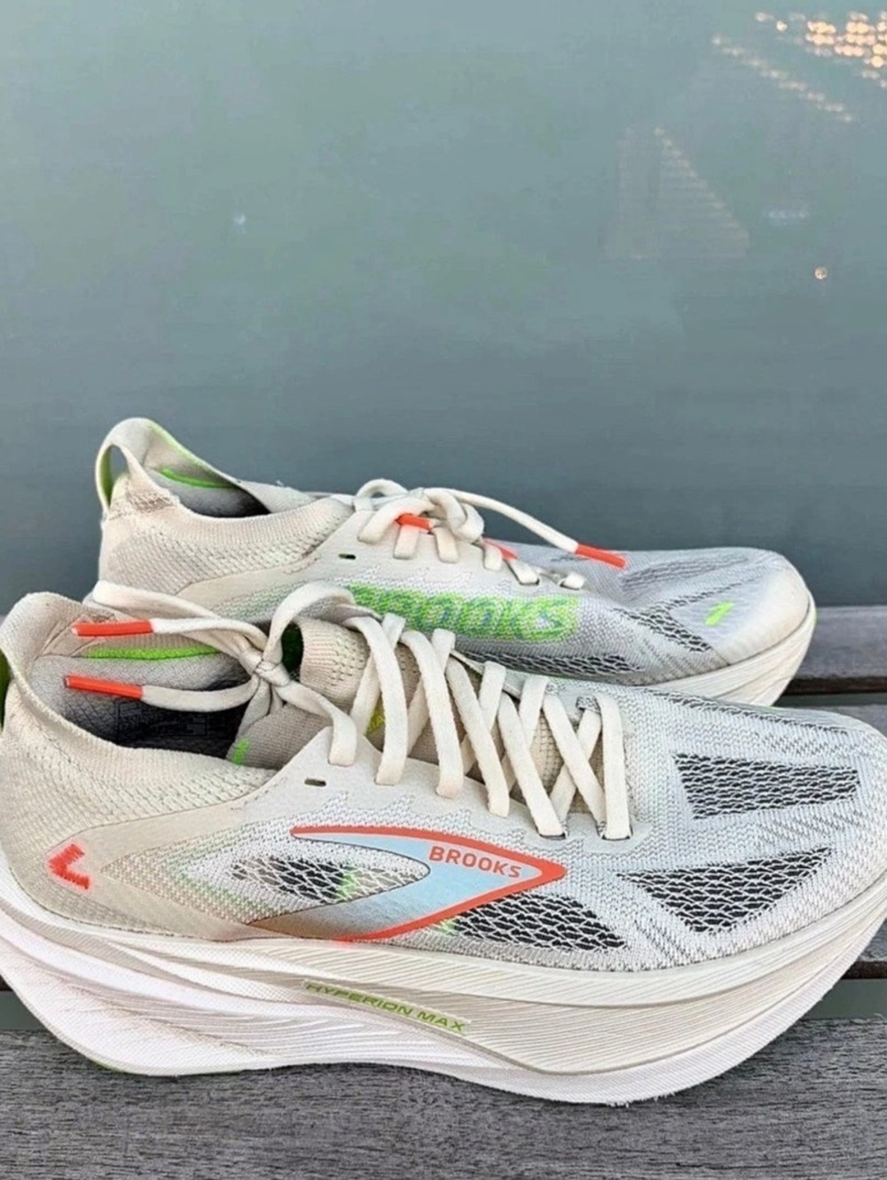 Brooks Hyperion Max 3 Coconut Pink Clay Women's Running Shoes Size 7.5
